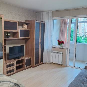 Продается 1-комнатная квартира, 35,3 м²