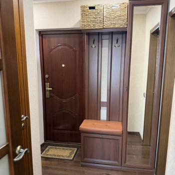 Продается 1-комнатная квартира, 37,5 м²