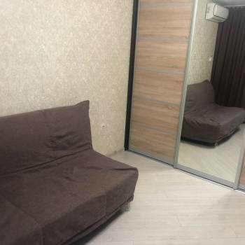 Сдается 1-комнатная квартира, 42 м²