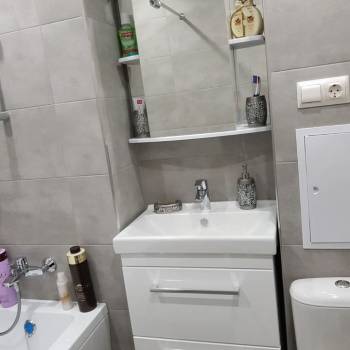 Сдается 1-комнатная квартира, 42 м²