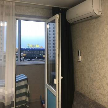 Сдается 1-комнатная квартира, 42 м²