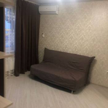 Сдается 1-комнатная квартира, 42 м²