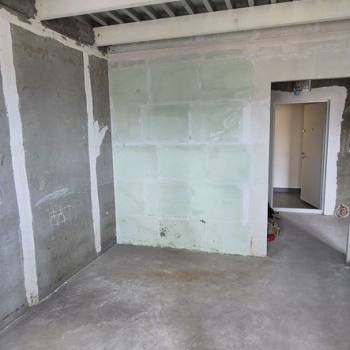Продается 1-комнатная квартира, 42,2 м²