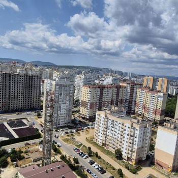 Продается 1-комнатная квартира, 42,2 м²