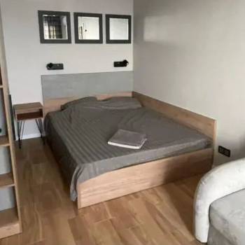 Продается 1-комнатная квартира, 35 м²