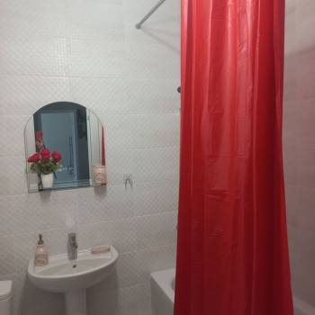 Сдается 2-х комнатная квартира, 65 м²