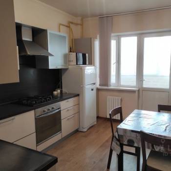 Сдается 1-комнатная квартира, 50,1 м²