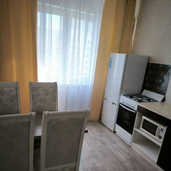 Сдается 2-х комнатная квартира, 65 м²