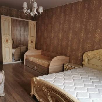 Сдается 2-х комнатная квартира, 65 м²
