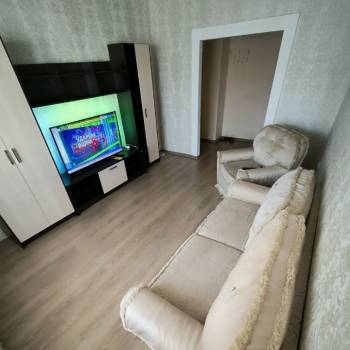 Сдается 2-х комнатная квартира, 65 м²