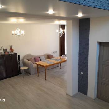 Продается Дом, 198 м²