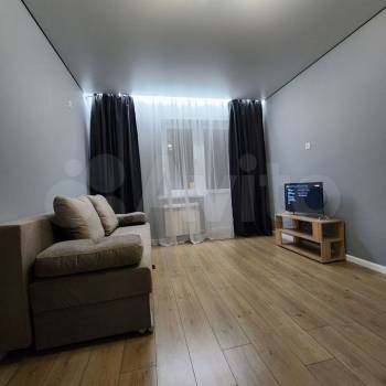 Сдается 1-комнатная квартира, 35 м²