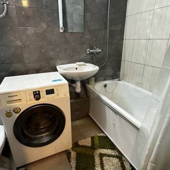 Сдается 1-комнатная квартира, 37 м²