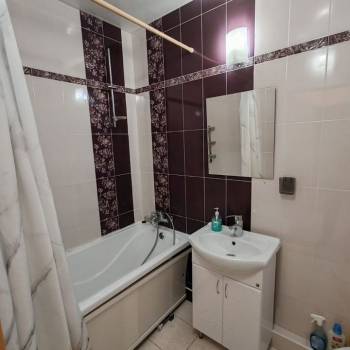 Продается 1-комнатная квартира, 37,2 м²