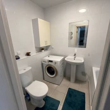 Продается 1-комнатная квартира, 35 м²