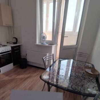 Сдается 1-комнатная квартира, 38,2 м²