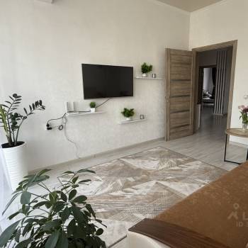Сдается Многокомнатная квартира, 64 м²