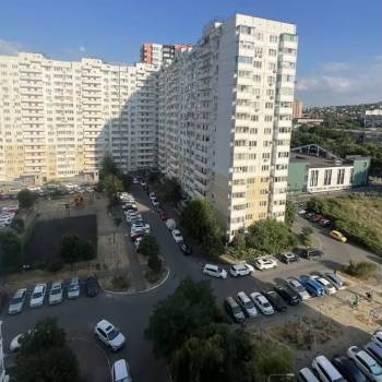 Продается 1-комнатная квартира, 37 м²
