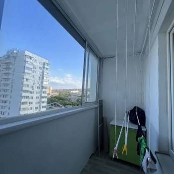 Продается 1-комнатная квартира, 37 м²