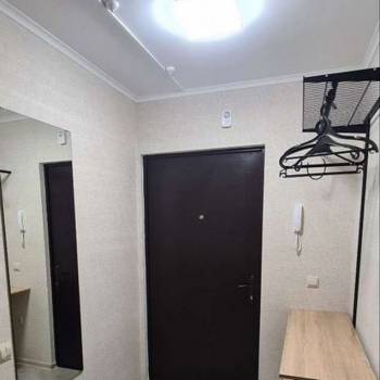 Сдается 1-комнатная квартира, 37,9 м²