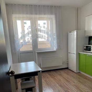 Продается 1-комнатная квартира, 36,8 м²