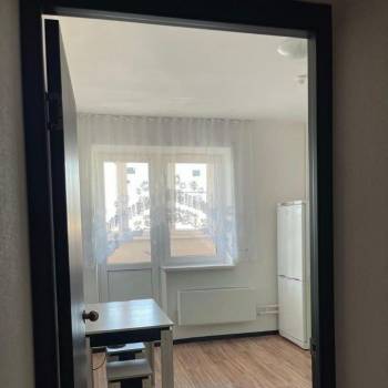 Продается 1-комнатная квартира, 36,8 м²