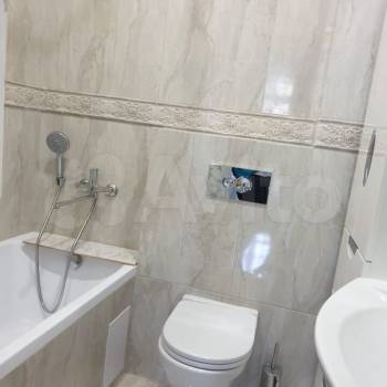 Сдается 2-х комнатная квартира, 65 м²