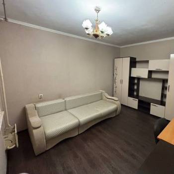 Продается 1-комнатная квартира, 30,3 м²