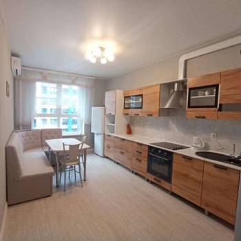 Сдается 1-комнатная квартира, 45 м²