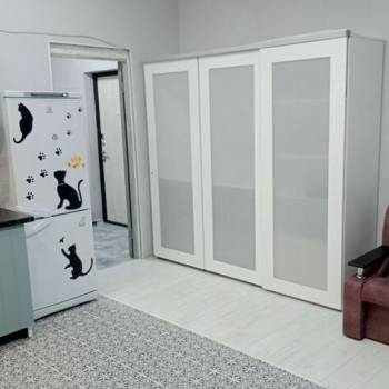Сдается 2-х комнатная квартира, 77 м²