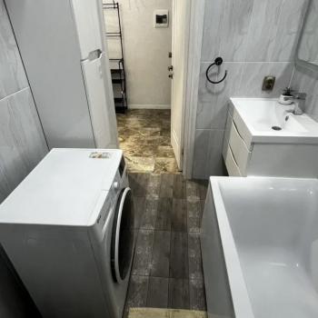 Сдается 1-комнатная квартира, 42 м²
