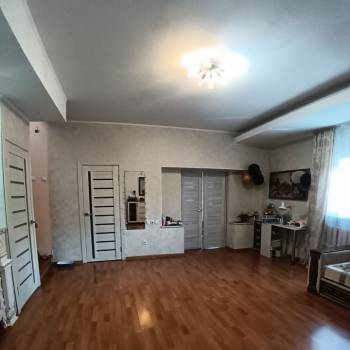 Продается Дом, 243 м²