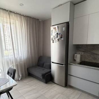 Продается 1-комнатная квартира, 42,1 м²