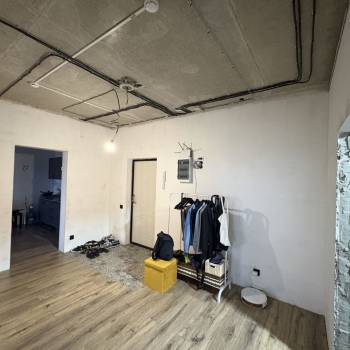 Продается 2-х комнатная квартира, 61 м²