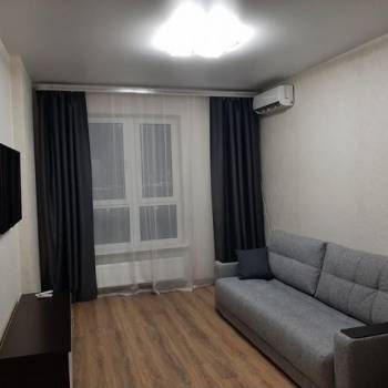 Сдается 1-комнатная квартира, 44 м²