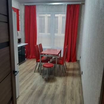 Сдается 1-комнатная квартира, 44 м²