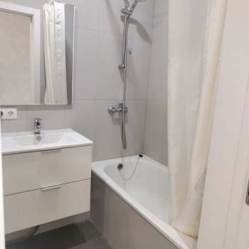 Продается 1-комнатная квартира, 34 м²