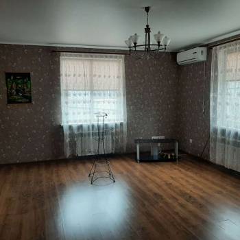 Продается 3-х комнатная квартира, 130 м²