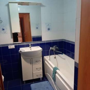 Продается 3-х комнатная квартира, 130 м²