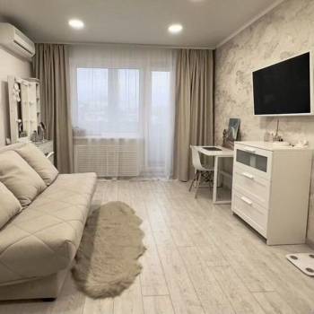 Сдается 1-комнатная квартира, 38 м²