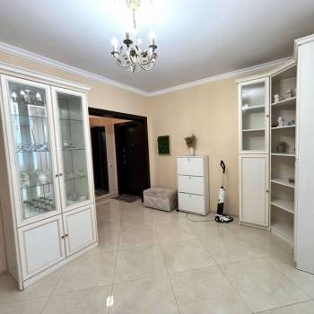 Сдается Многокомнатная квартира, 130 м²