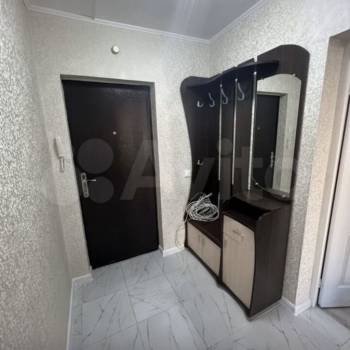 Сдается 1-комнатная квартира, 37 м²