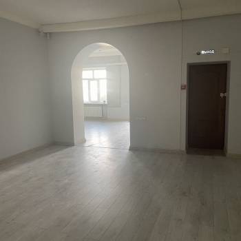 Сдается Нежилое помещение, 107 м²