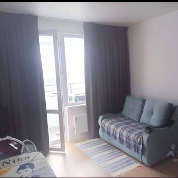 Продается 1-комнатная квартира, 35 м²