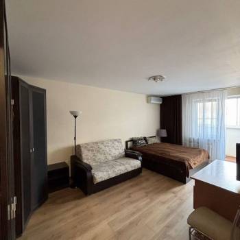 Сдается 1-комнатная квартира, 40 м²