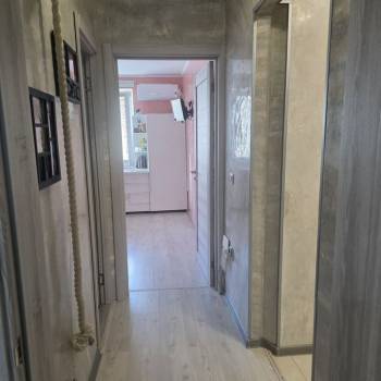 Продается 1-комнатная квартира, 41,6 м²