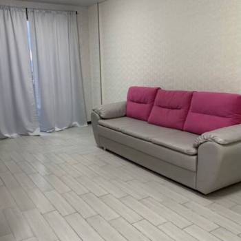 Продается 1-комнатная квартира, 38 м²