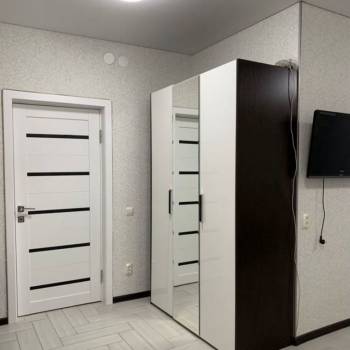 Продается 1-комнатная квартира, 38 м²