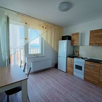 Сдается 1-комнатная квартира, 38 м²