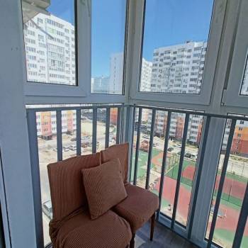 Сдается 1-комнатная квартира, 38 м²